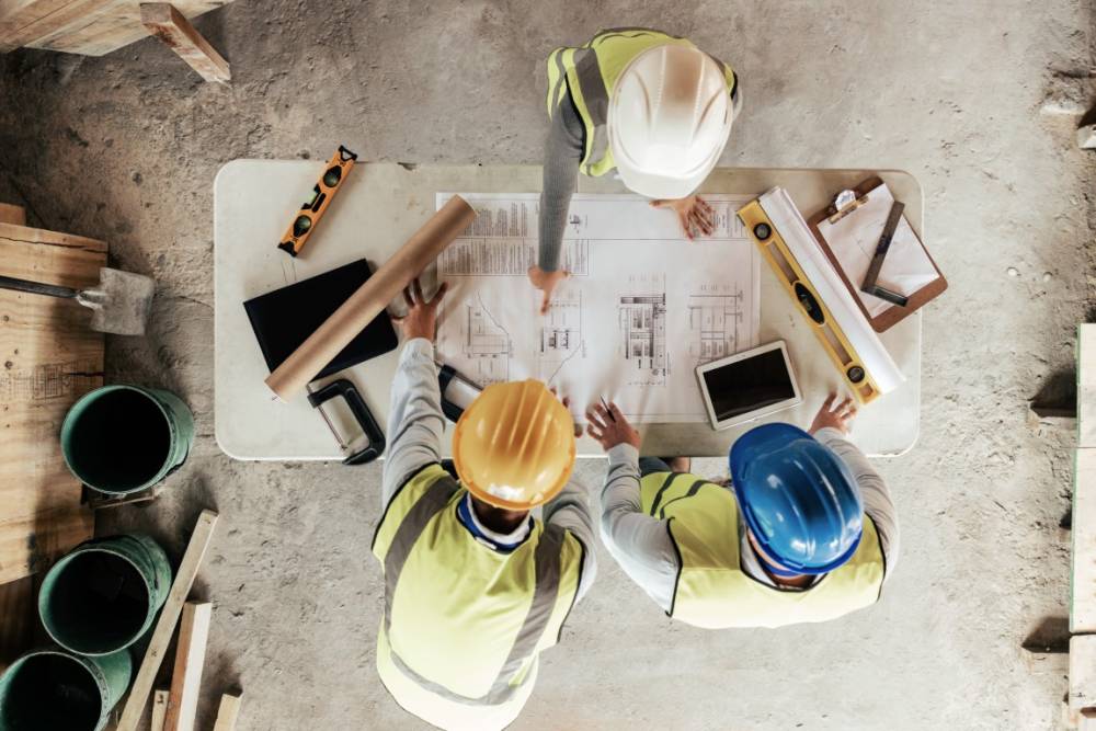 Entreprise générale du bâtiment près de Roaillan